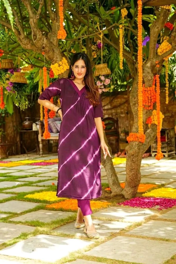 SF2  5465  Kurti set  Very amazing kurti pant set in Prosen print  - M-38