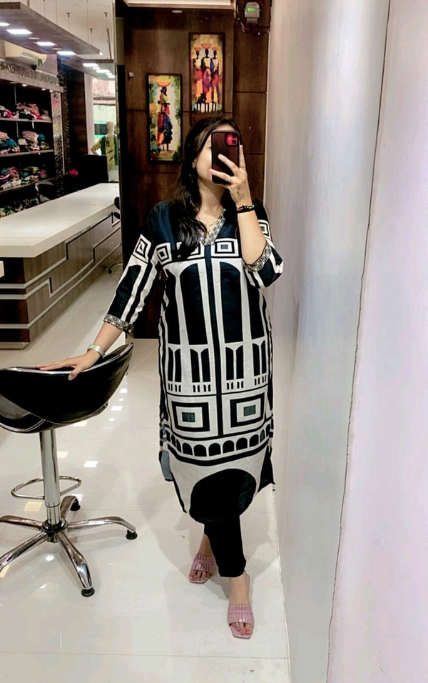 SF2 5472  🆕Trendy wear Charcoal Digital Panel Printed Muslin Silk Kurta and Pant set  - L-40