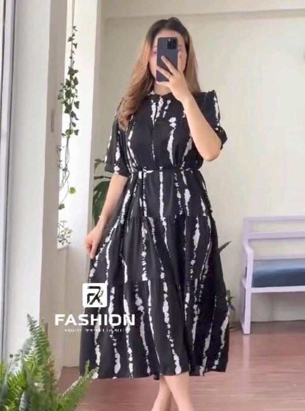 SF2  5494 New Beautiful black Printed cotton middi with heart neck Gown dress - L-40