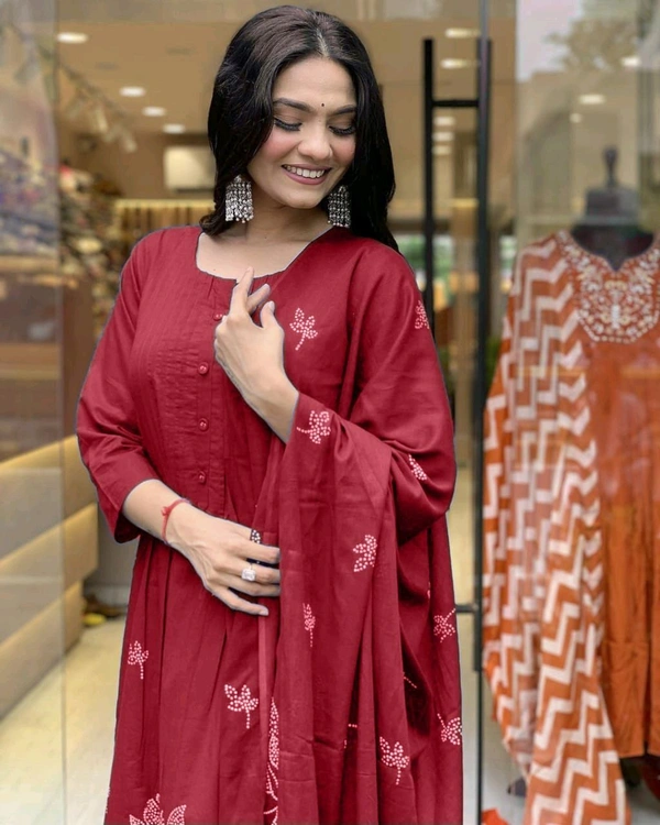 SF3  5519  Latest launch a pintex Pure Cotton Set discharge print kurti with pant and mulmul printed dupatta - Red, XL-42
