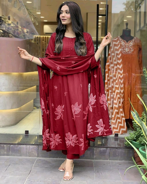 SF3  5519  Latest launch a pintex Pure Cotton Set discharge print kurti with pant and mulmul printed dupatta - Red, 2XL-44