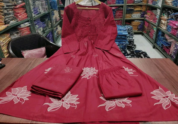 SF3  5519  Latest launch a pintex Pure Cotton Set discharge print kurti with pant and mulmul printed dupatta - Red, 3XL-46