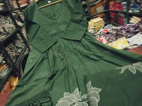 SF3  5519  Latest launch a pintex Pure Cotton Set discharge print kurti with pant and mulmul printed dupatta - Green, M-38