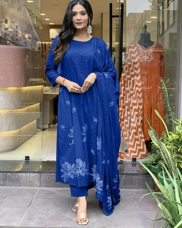 SF3  5519  Latest launch a pintex Pure Cotton Set discharge print kurti with pant and mulmul printed dupatta - Navy Blue, L-40