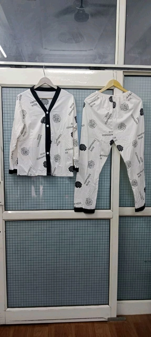 KD18  5532 *KOREAN PREMIUM CUTE PRINTED NIGHTWEAR* - Black, FREE SIZE