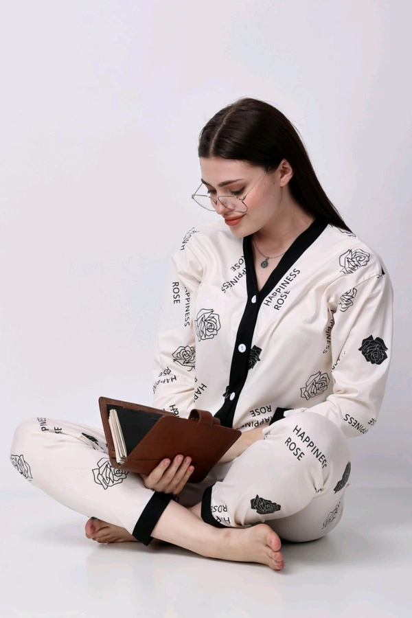 KD18  5532 *KOREAN PREMIUM CUTE PRINTED NIGHTWEAR* - Black, FREE SIZE