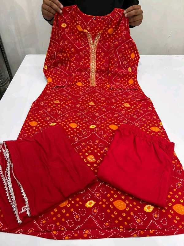 SF2  5537  SpecialBandhani Cotton   Sequence Work On kurta and Plain Malmal Duppata with Plain Pant - L-40