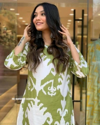 SF2  5543 NEW LONCH RAYON  Cotton Kurta Pant Set  Beautiful design - Green, XL-42
