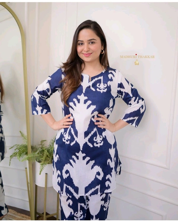 SF2  5543 NEW LONCH RAYON  Cotton Kurta Pant Set  Beautiful design - Blue, XL-42