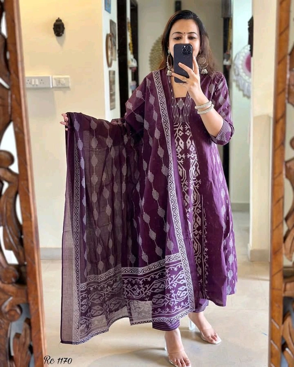 SF2  5544 New Malmal Cotton  Moti work  beautiful Heavy anarkali 3pcs kurti set suqens work Suit which  - Purple, 2XL-44