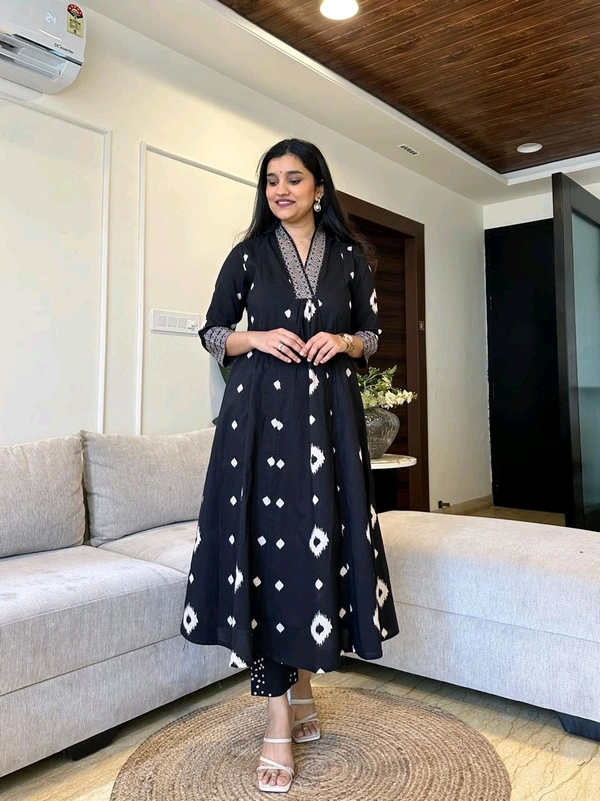 SF3  5587 New Quality *Premium Heavy Cotton Full Printer Dress With Printed Plazzo Border Handwork With Malmal Printed Dupatta - Black, 2XL-44