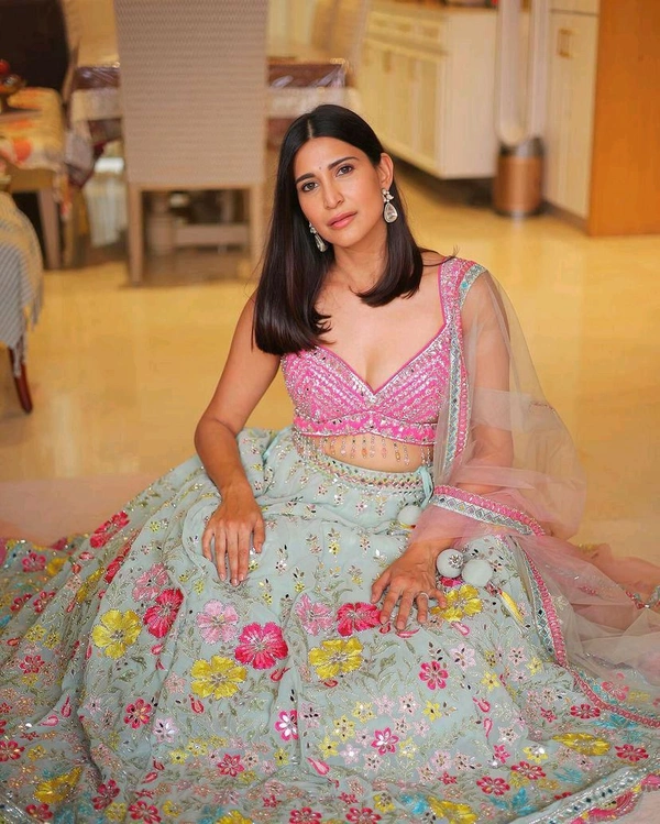 DSS 5583 *New Launching Real Mirror Lehenga, Exceptional Quality with Can-Can and Canvas Layers Heavy Real Mirror Embroidery Work