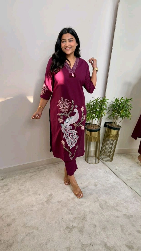 SF5  5622 
Pure Linen Cotton Kurta Pants With Katha Work 
embroidery work*
 - 2XL-44, Purple