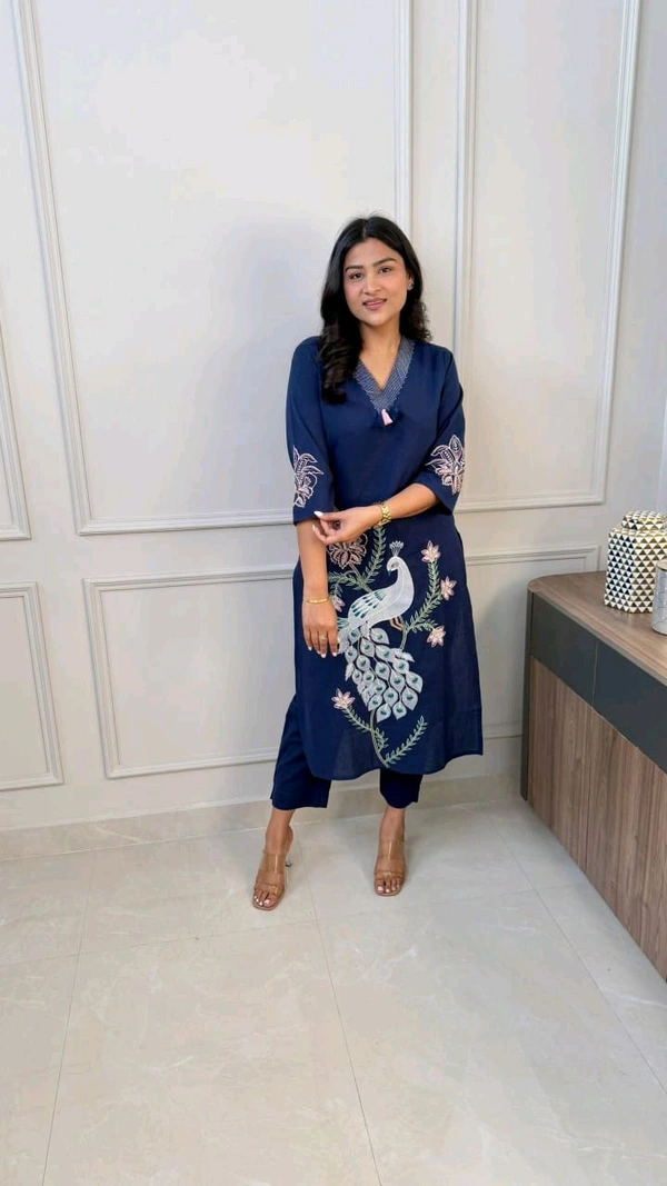 SF5  5622 
Pure Linen Cotton Kurta Pants With Katha Work 
embroidery work*
 - 2XL-44, Blue