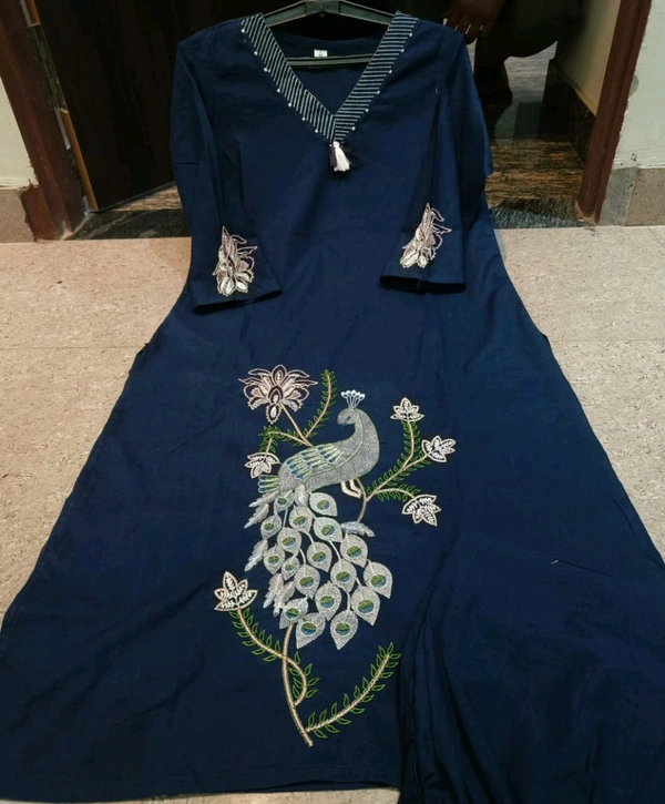 SF5  5622 
Pure Linen Cotton Kurta Pants With Katha Work 
embroidery work*
 - 2XL-44, Blue