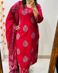 KDJ 5628 *Heavy Cotton*  Sequence Work Kurti with Hand work Pant 


 - Maroon, 2XL-44