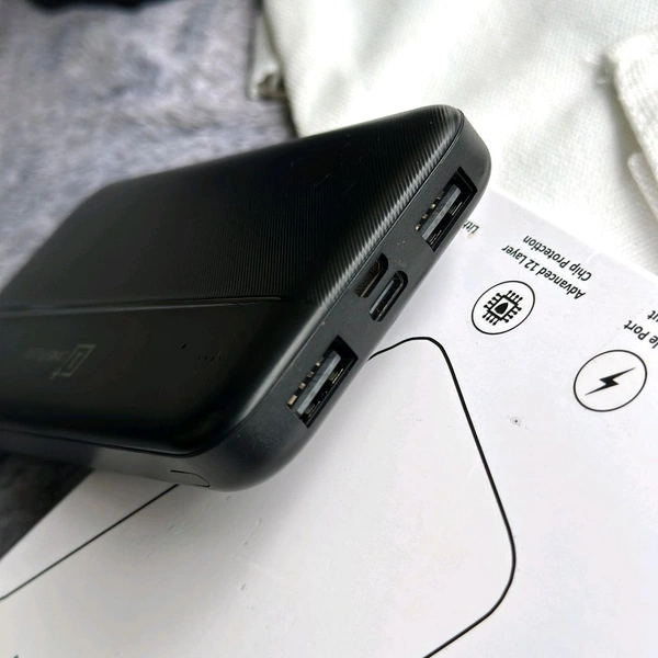 10000mAh Powerbank, Dual USB-A Outputs | Dual Input Ports | Lithium Polymer Power Bank | Plastic Casing, Lightweight