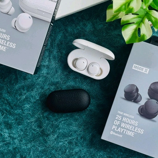2025 Wireless Earbuds – Signature Sound & Long Battery Life - Black
