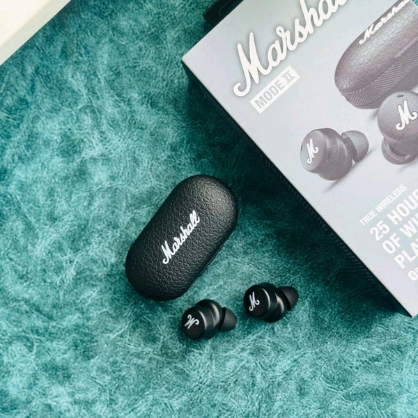 2025 Wireless Earbuds – Signature Sound & Long Battery Life - Black