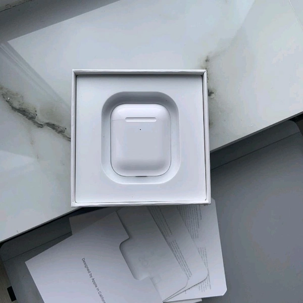 Air Pods 2 Awesome Quality With Original Brand Box Packing, Calling Features Working With Both Side Sensors Working