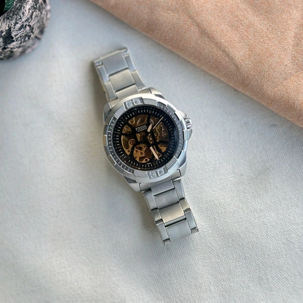 Analog Automatic Top Quality Collection With High Quality Strap Best Finishing Body & Case