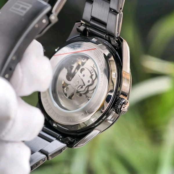 Analog Automatic Top Quality Collection With High Quality Strap Best Finishing Body & Case - Black