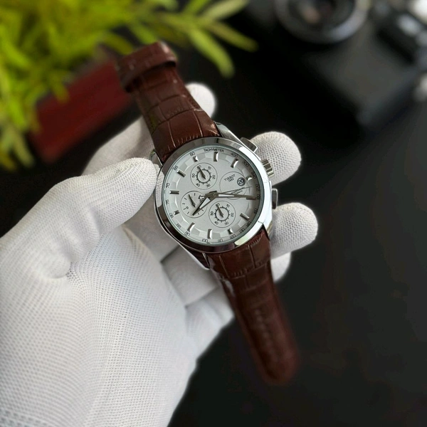 ANALOG COLLECTION WILL MAKE AN IMPECCABLE IMPRESSION ON YOUR DAILY ACCESSORY AND QUALITY WRIST GADGET. - SRT1