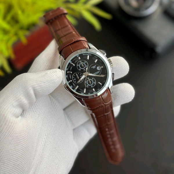 ANALOG COLLECTION WILL MAKE AN IMPECCABLE IMPRESSION ON YOUR DAILY ACCESSORY AND QUALITY WRIST GADGET. - SRT5