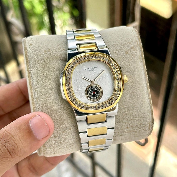 Analog High Quality Quartz Movement Collection With High Quality Strap Best finishing Body & Case