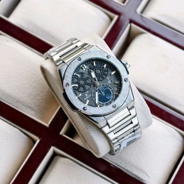 Analog High Quality Quartz Movement Watch With High Quality Strap Best finishing Body & Case - SRH1