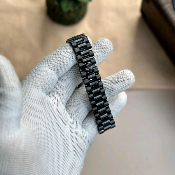 Analog New Oysters Perpetual Quartz Movement Best Quality Watch With High Quality Strap Best Finishing Body & Case - SRR3