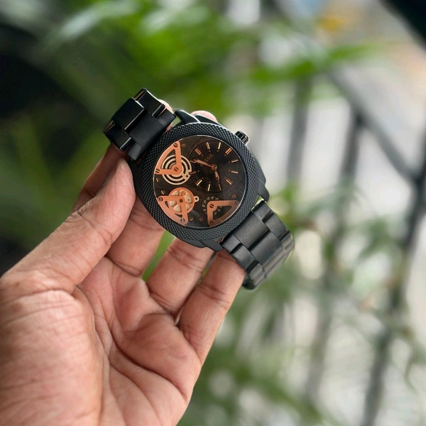 Analog Quartz Moment Collection With High Quality Strap Best finishing Body & Case - SRF1