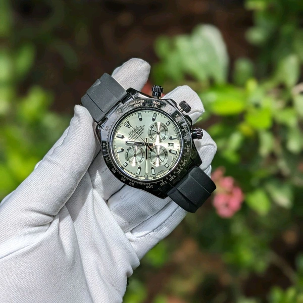 Analog Quartz Movement Collection With High Quality Strap Best finishing Body & Case - SRR2