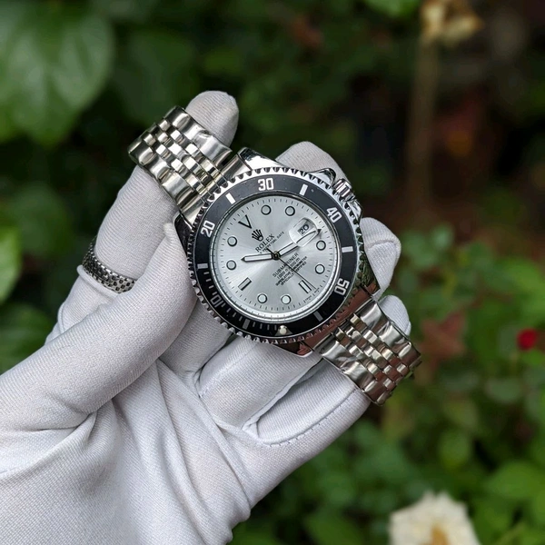 Analog Quartz Movement Watch With High Quality Strap Best finishing Body & Case - SRR4