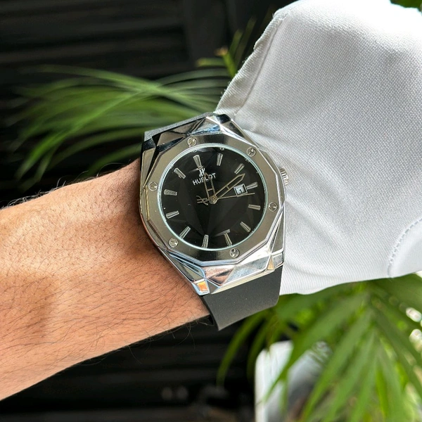 Analog Quartz Movement Watch With High Quality Strap Best finishing Body & Case - Silver