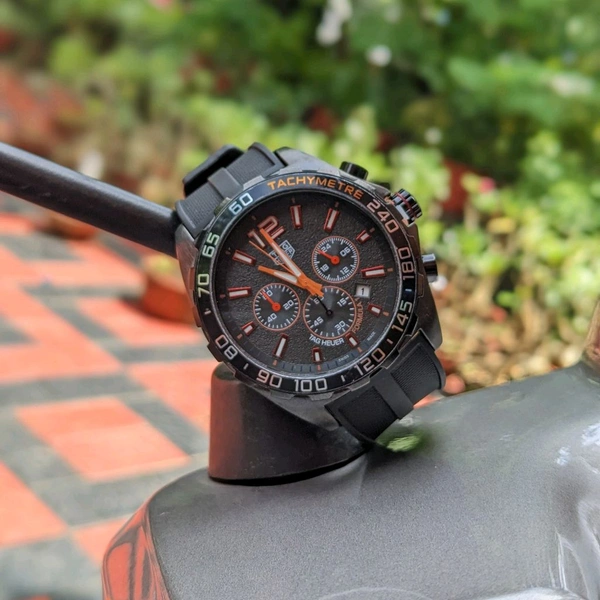 Analog Quartz Movement Watch With High Quality Strap Best finishing Body & Case