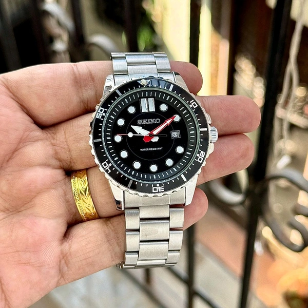 Analog Tourbillon Battery Operated Squid Machinery With Smooth Movement Watch