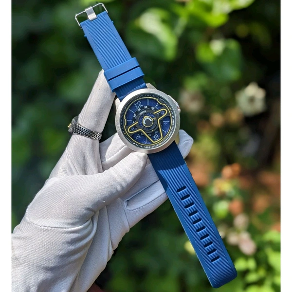 Analog Unique Quartz Movement Collection With High Quality Strap Best finishing Body & Case - SRSF4