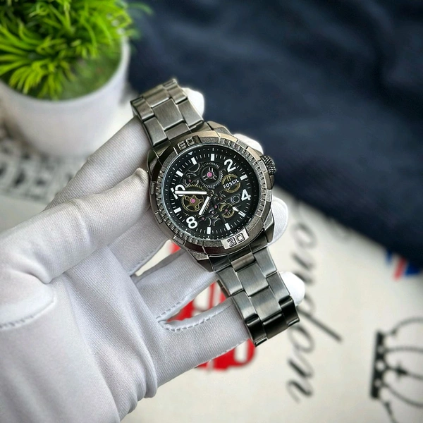 Analog Unique Quartz Movement Collection With High Quality Strap Best finishing Body & Case - SRF2