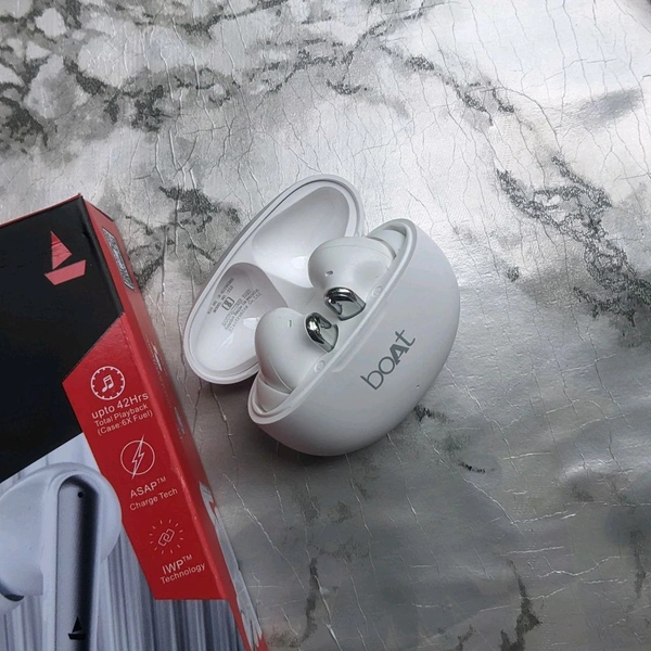 Bluetooth Truly Wireless In Ear Earbuds With Mic - White