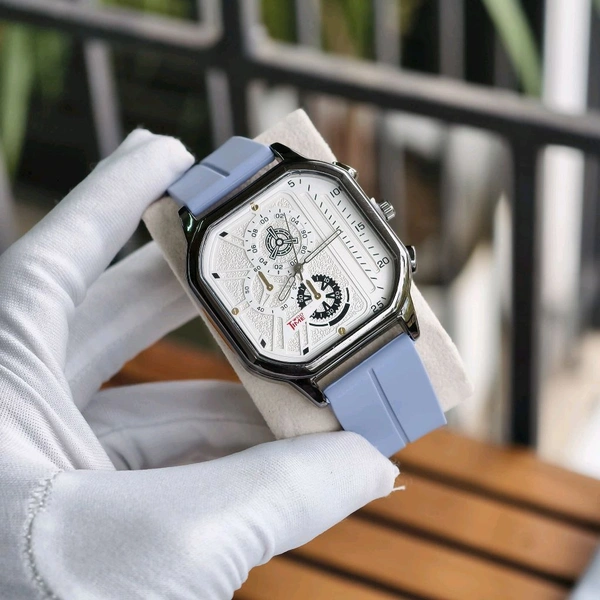 Buy 1 Get 1 Free Analog Quartz Movement Trending Collection With High Quality Strap Best finishing Body & Case - SRW1