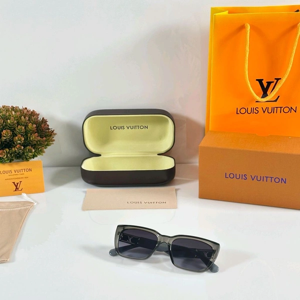 Enhance Your Look with Quality Sunglasses - With Og Box