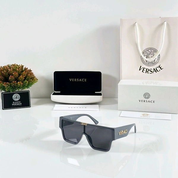 Enhance Your Look with Quality Sunglasses - With Og Box