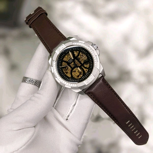 F0ssil Bronson Automatic Premium Collection, Performance Looks And Style For Everyday Companion.