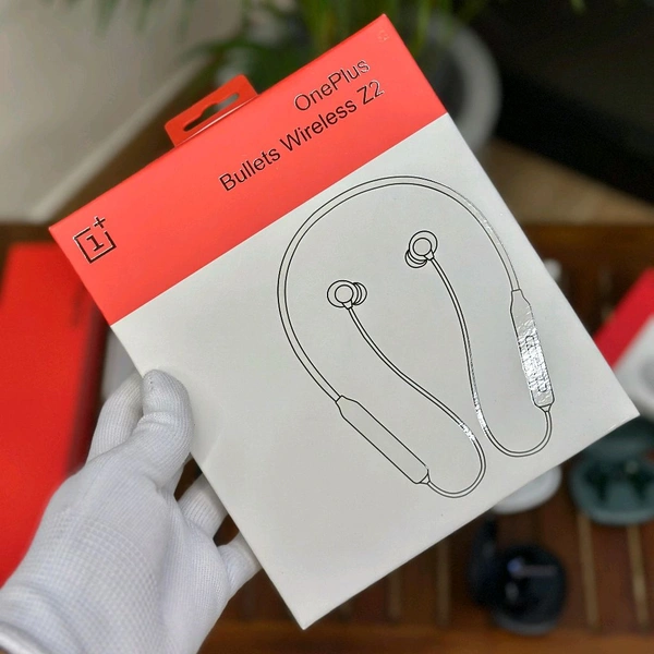 Most Awaited Budget Combo | One Plus Premium Smartwatch One Plus Earphone And One Plus Neckband