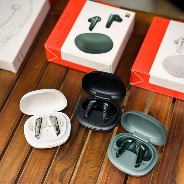 Most Awaited Budget Combo | One Plus Premium Smartwatch One Plus Earphone And One Plus Neckband