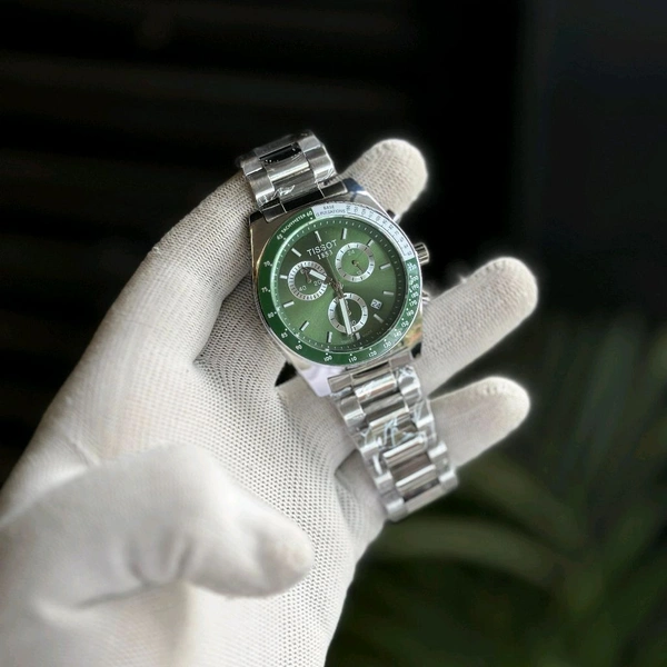 Most Demanded Analog Couturier Chronograph Quartz Movement High Quality Watch With High Quality Strap Best Finishing Body & Case - SRP2