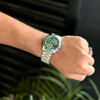 Most Demanded Analog Couturier Chronograph Quartz Movement High Quality Watch With High Quality Strap Best Finishing Body & Case - SRP2