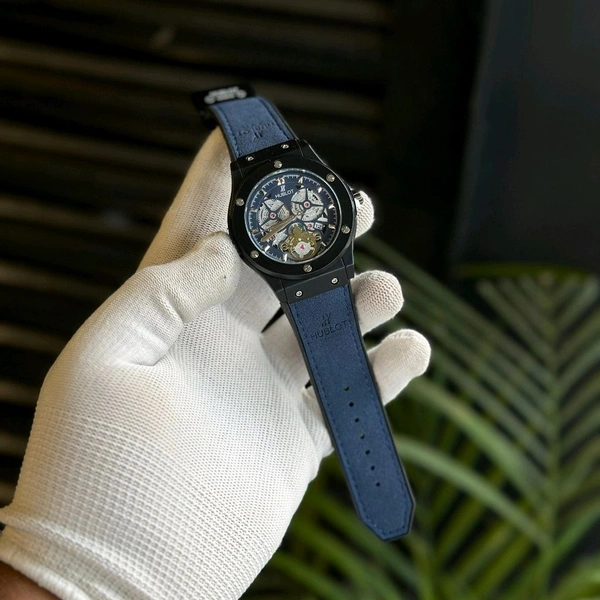 Most Demanded Analog Quartz Movement Watch With High Quality Strap Best finishing Body & Case - SRH3