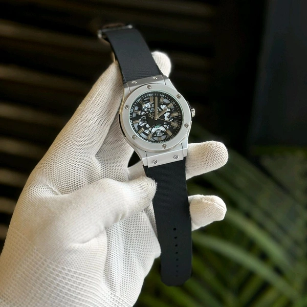 Most Demanded Analog Quartz Movement Watch With High Quality Strap Best finishing Body & Case - SRH2